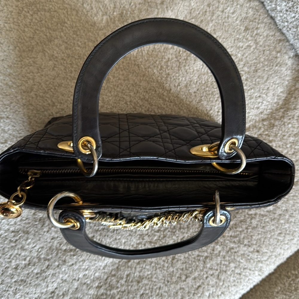 Christian Dior
Cannage Lady Dior Medium Vintage - Picture 9 of 11